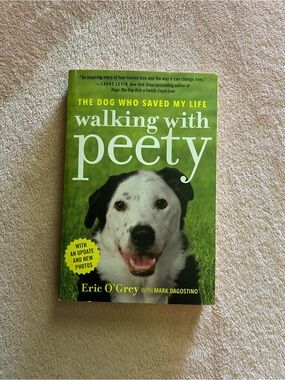 Barnes & Noble Green 'Walking with Peety' by Eric O'Grey